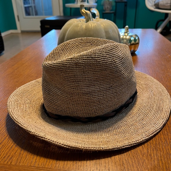 ANTHROPOLOGIE O/S Hat - Picture 2 of 4